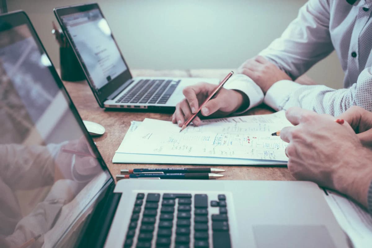Qualificação Automática de Leads com IA: Guia Definitivo | Soluttia